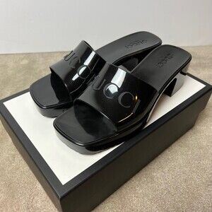 Gucci Women’s Rubber Slide Sandal Black Size 7